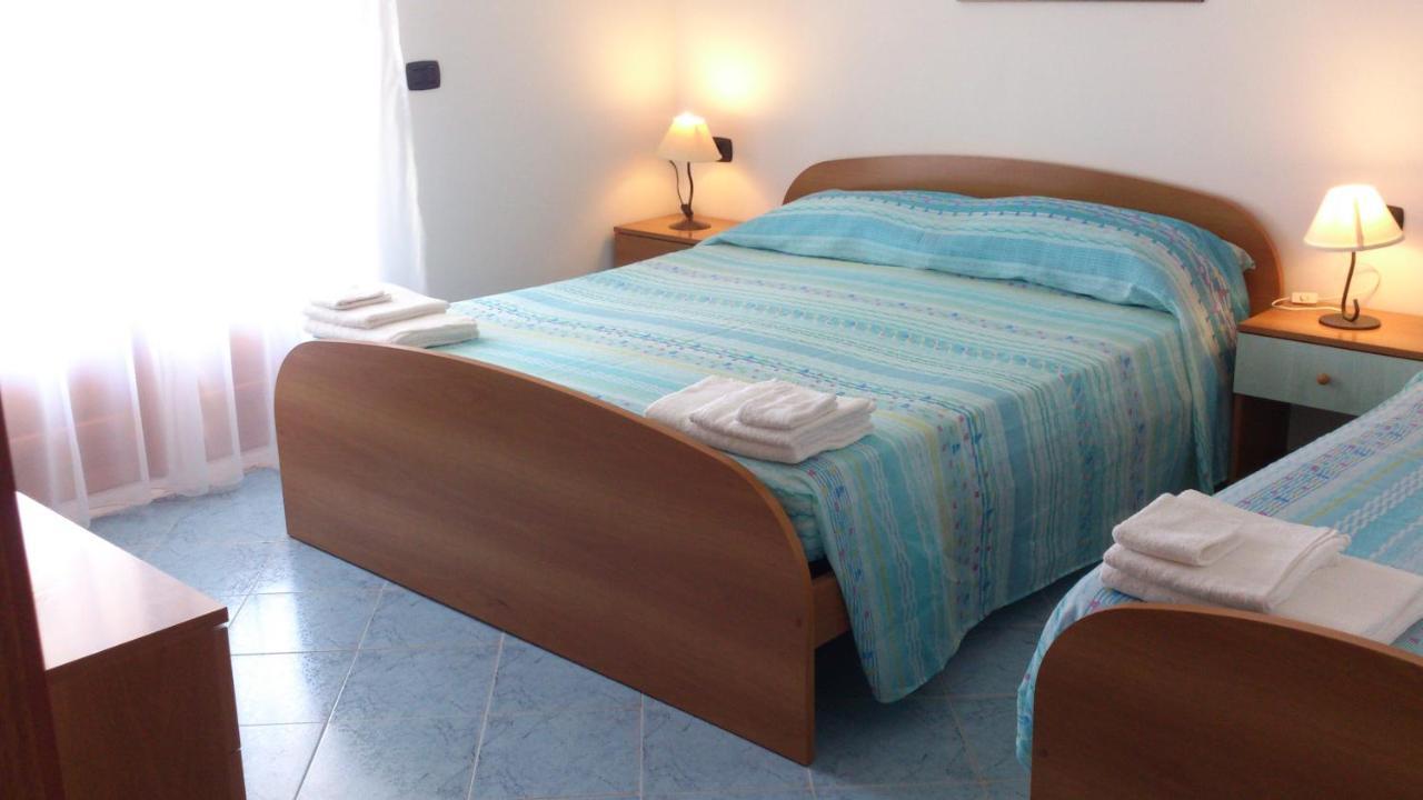 マリーナ・ディ・カメロータ Borgo Marinaro Bed & Breakfast エクステリア 写真