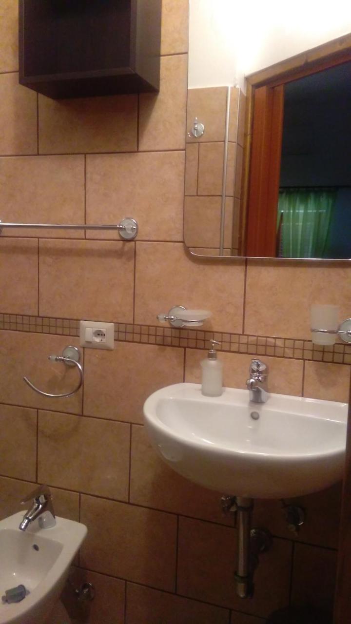 マリーナ・ディ・カメロータ Borgo Marinaro Bed & Breakfast エクステリア 写真