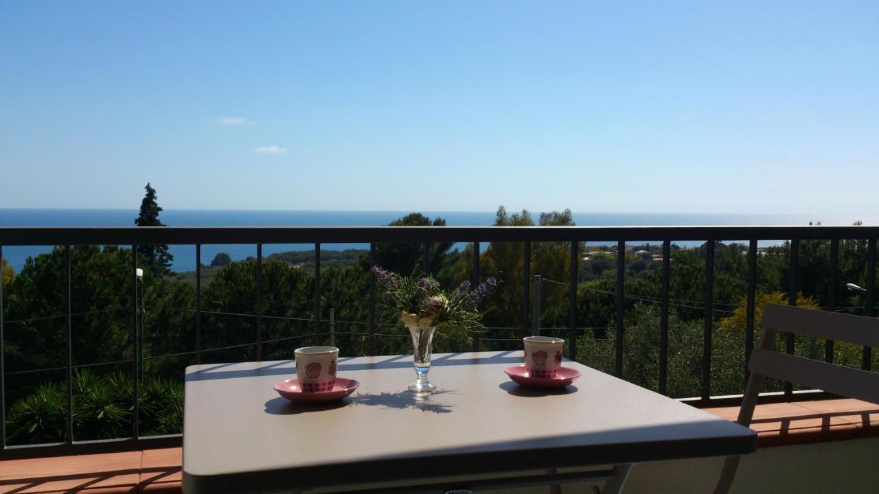 マリーナ・ディ・カメロータ Borgo Marinaro Bed & Breakfast エクステリア 写真